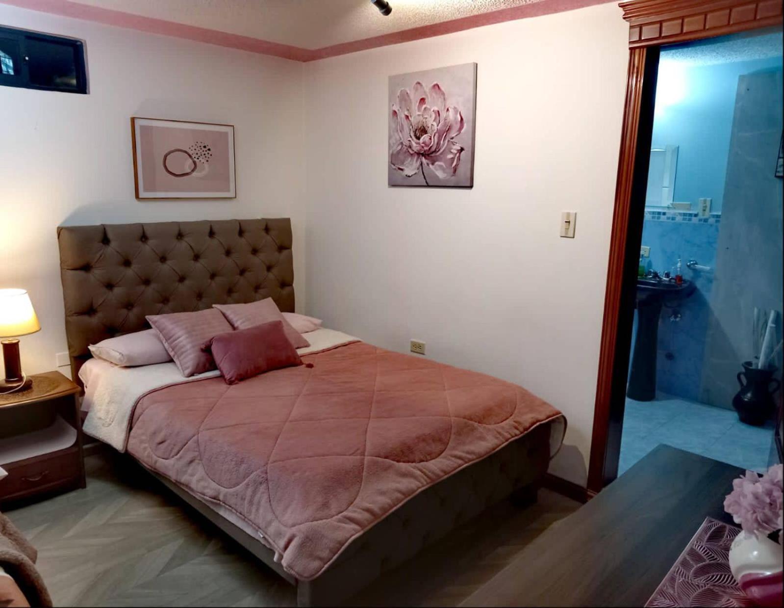 Jardines Ambato Hotel Buitenkant foto